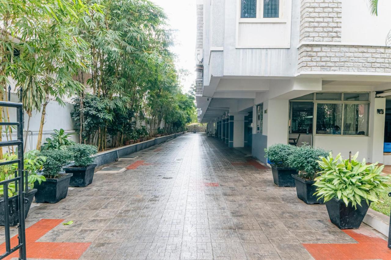 Hotel Athome , Whitefields, Kondapur Haiderabad Buitenkant foto