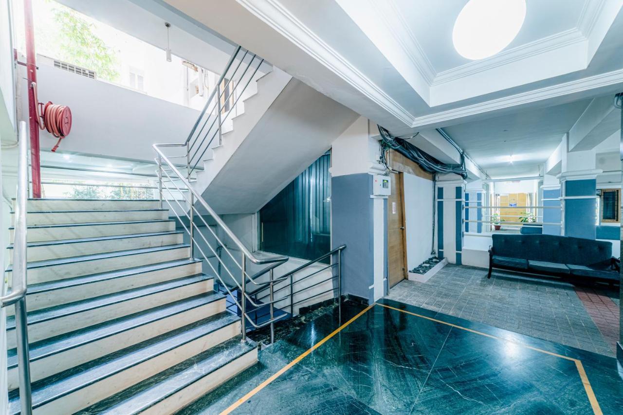 Hotel Athome , Whitefields, Kondapur Haiderabad Buitenkant foto