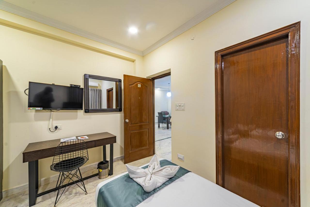 Hotel Athome , Whitefields, Kondapur Haiderabad Buitenkant foto
