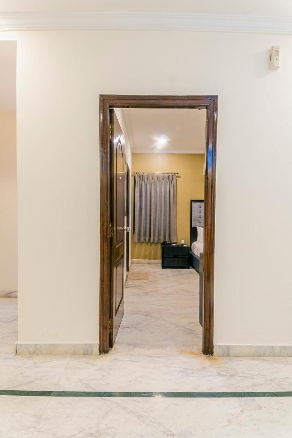 Hotel Athome , Whitefields, Kondapur Haiderabad Buitenkant foto