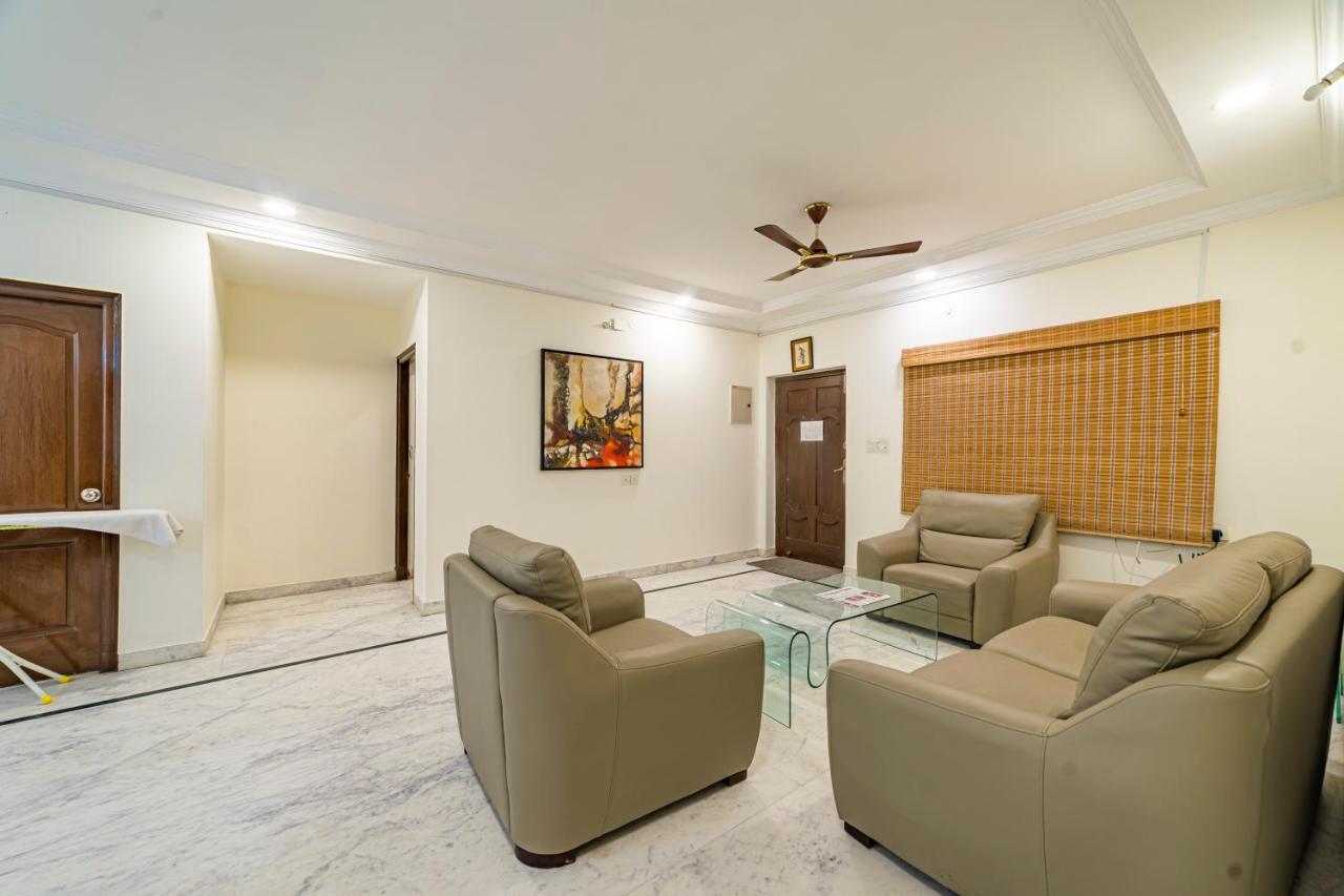 Hotel Athome , Whitefields, Kondapur Haiderabad Buitenkant foto